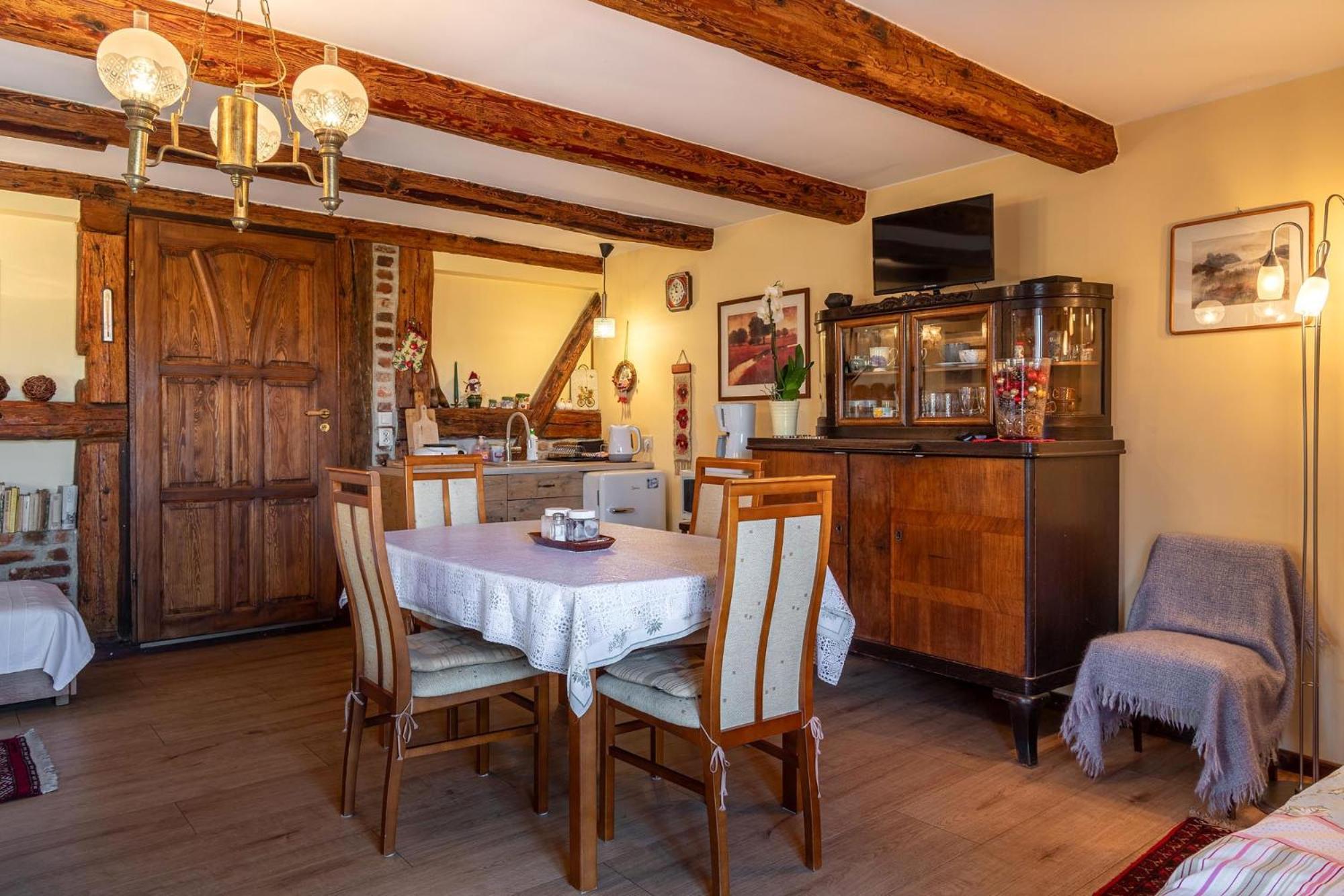 Roze I Jablonie Agroturystyka Gryfów Śląski Esterno foto